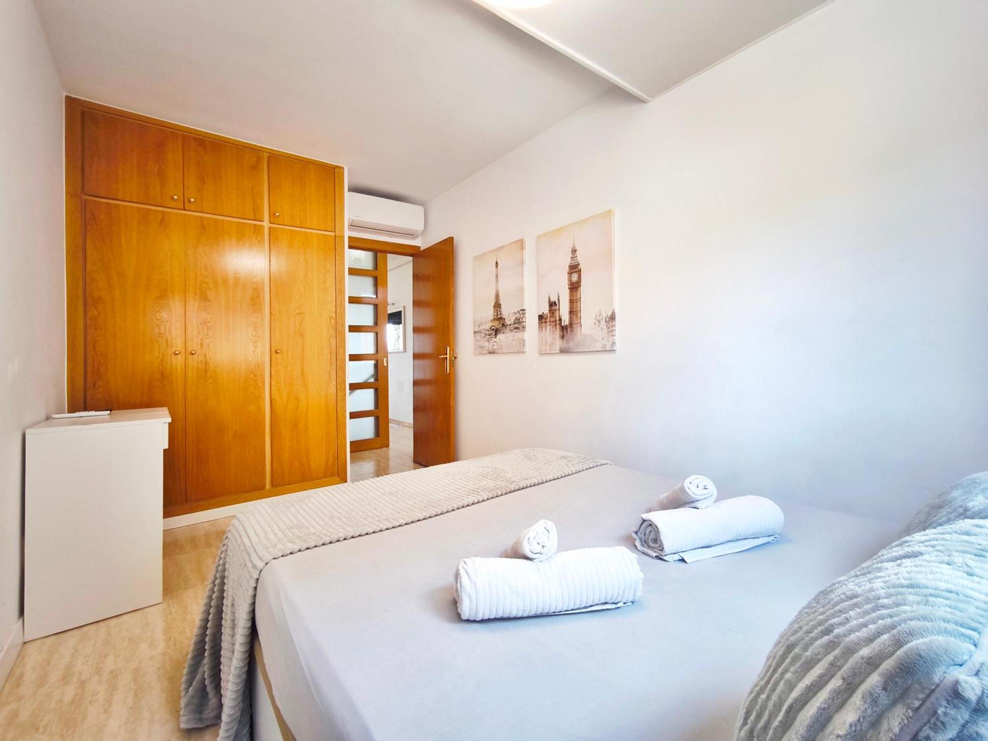 Ferienwohnung Duplex Con Piscina En Rubí Exterior foto